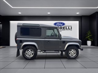 LAND ROVER Defender 90 2.2 td SW