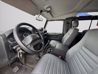 LAND ROVER Defender 90 2.2 td SW